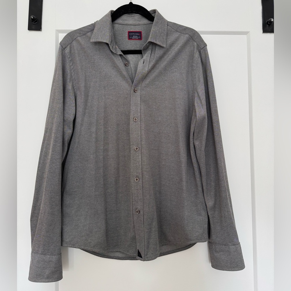 UNTUCKit Men's Charcoal Button-Down Shirt